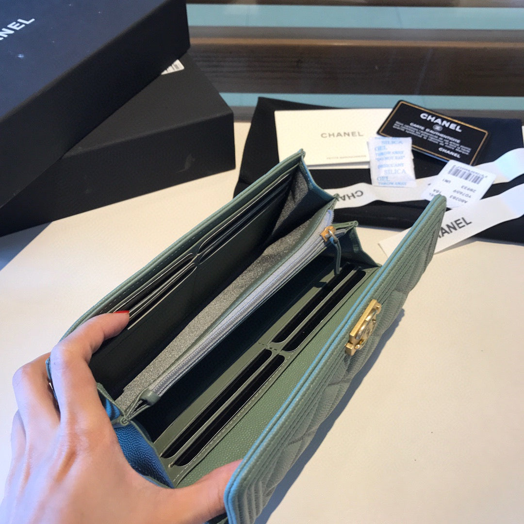 Chanel Bi-Fold Green Boy Wallet High Grade