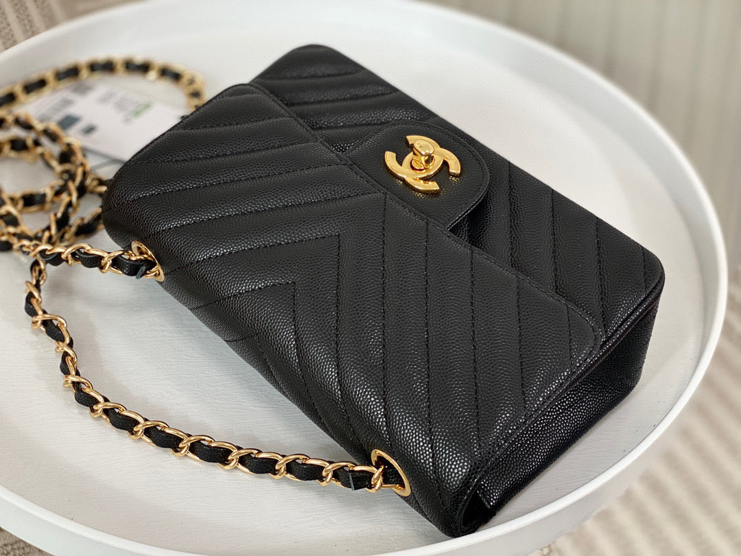 Chanel Chevron Classic Handbag Grained Calf Skin 20cm - High Grade