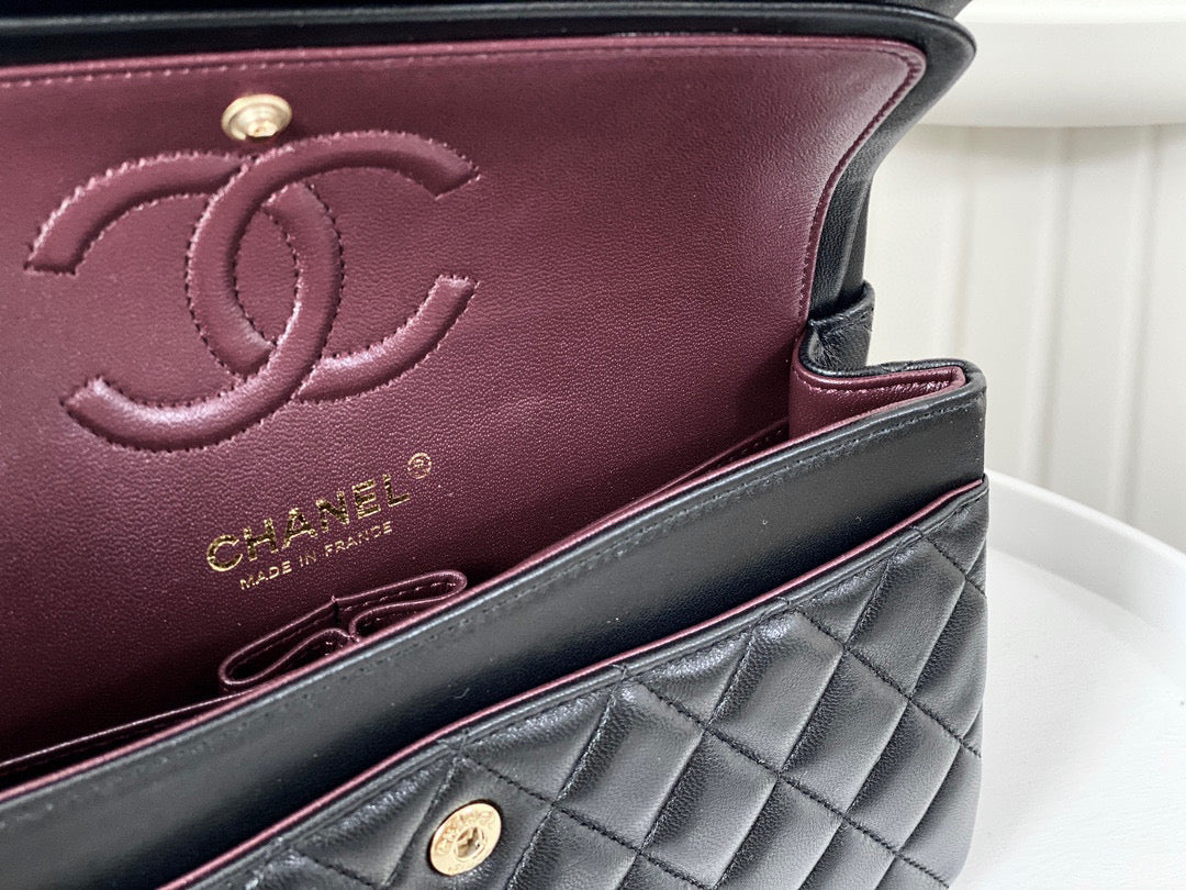 Chanel Classic Handbag Lamb Skin 23cm - High Grade