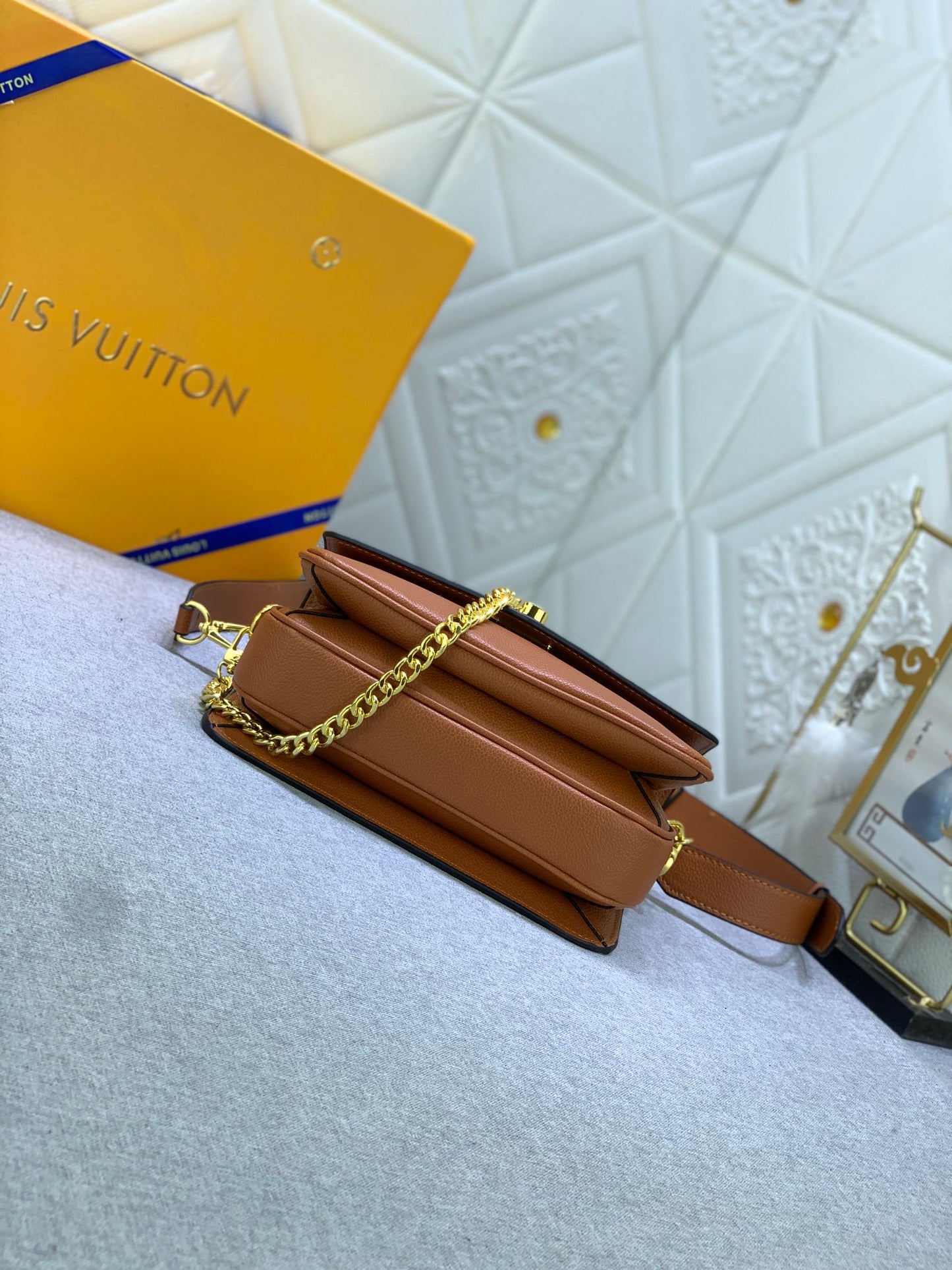 Louis Vuitton Oxford Bag  Brown Grade 1