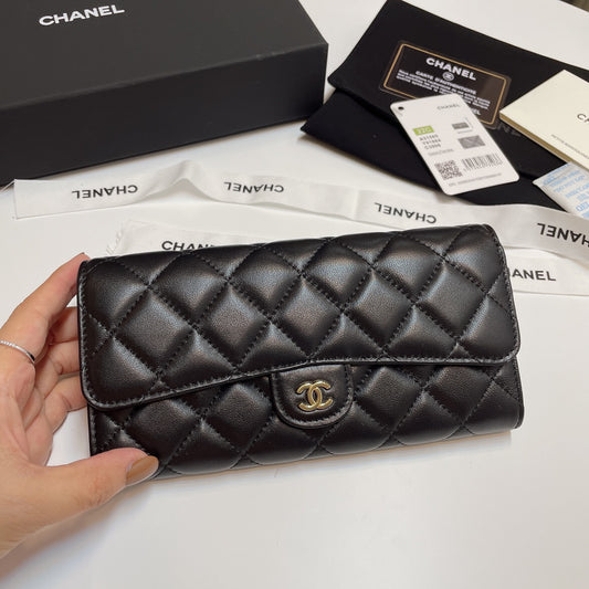 Chanel Bi-Fold Black Wallet Lamb Skin High Grade