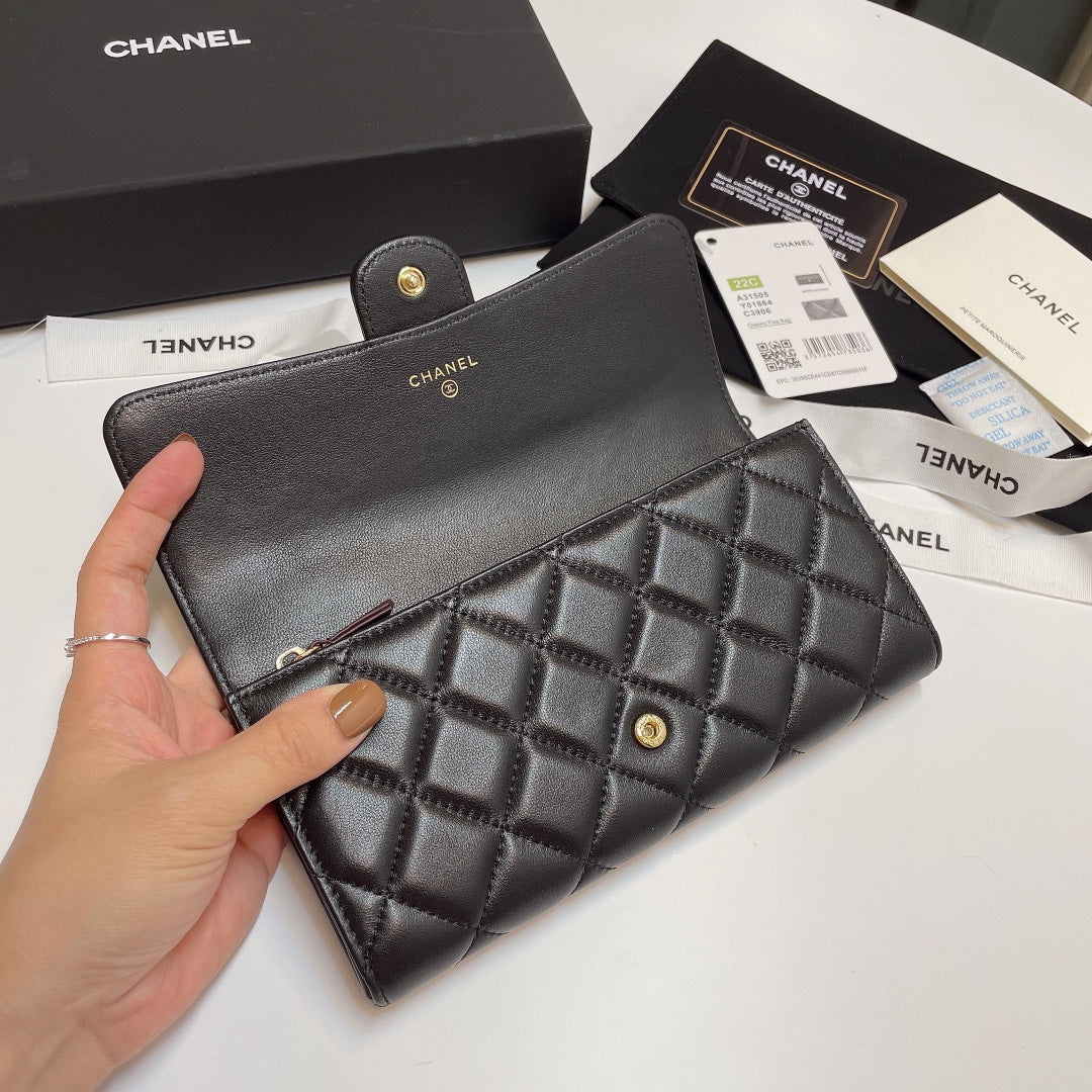 Chanel Bi-Fold Black Wallet Lamb Skin High Grade